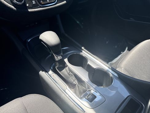 Used 2023 Chevrolet Malibu LT FWD image 21