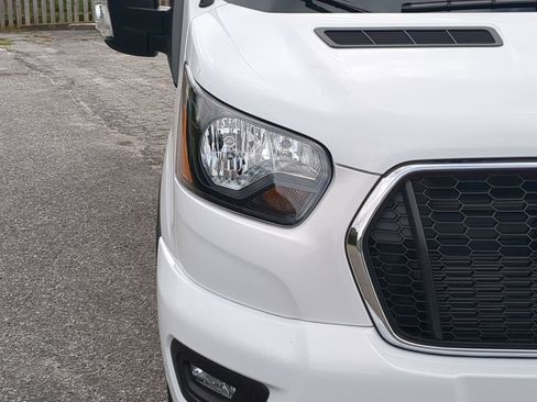 Used 2024 Ford Transit 350 XLT image 8