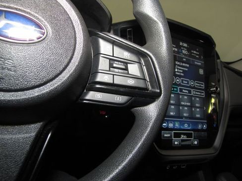 Used 2025 Subaru Crosstrek 2.0i Premium AWD/4WD image 6
