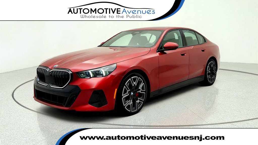Used 2024 BMW 540i xDrive w/ Premium Package AWD/4WD image 1
