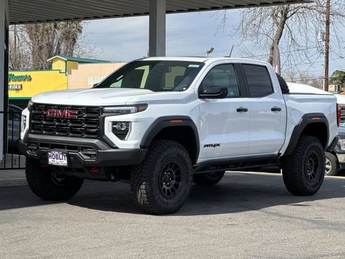 New 2024 GMC Canyon AT4X w/ AT4X AEV Edition AWD/4WD image 7