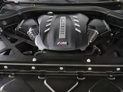 Used 2021 BMW X5 M w/ Executive Package image 26