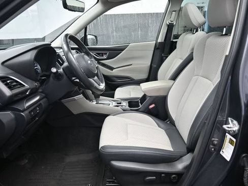 Used 2023 Subaru Forester Premium AWD/4WD image 12