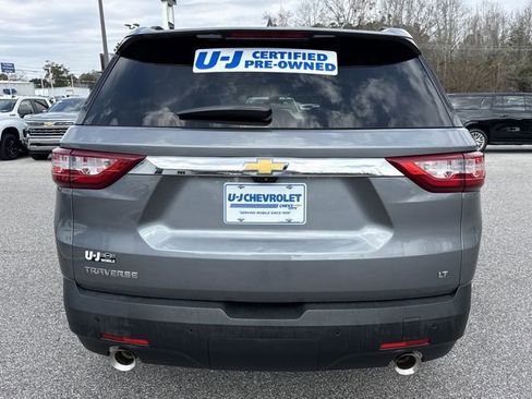 Used 2019 Chevrolet Traverse LT w/ LT Premium Package image 4