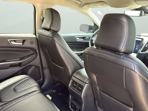 Used 2023 Ford Edge Titanium AWD/4WD image 28