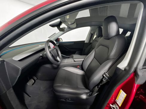 Used 2026 Tesla Model Y 2WD image 14