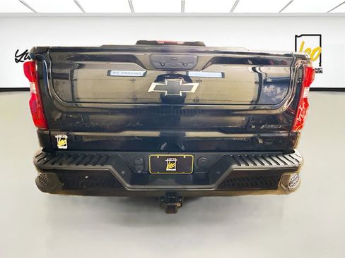 Used 2023 Chevrolet Silverado 1500 RST w/ Convenience Package II image 6