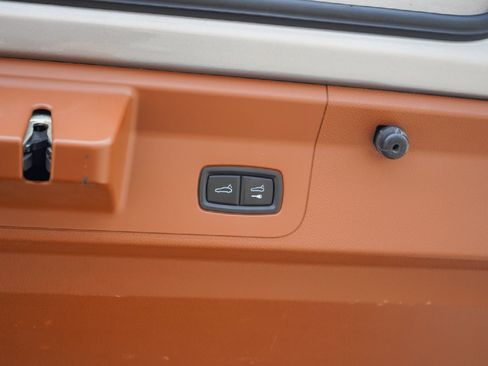 Used 2018 Porsche Panamera 4S image 29