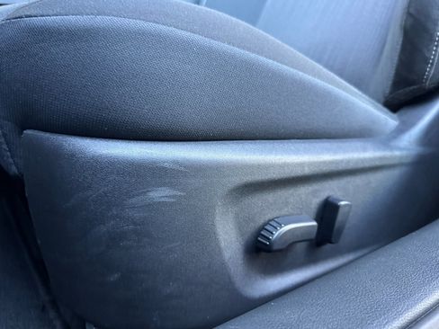 Used 2025 Nissan Altima 2.5 SV image 13