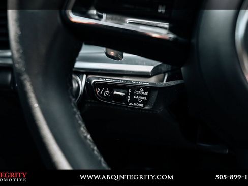 Used 2023 Porsche Panamera 4 Platinum Edition AWD/4WD image 30