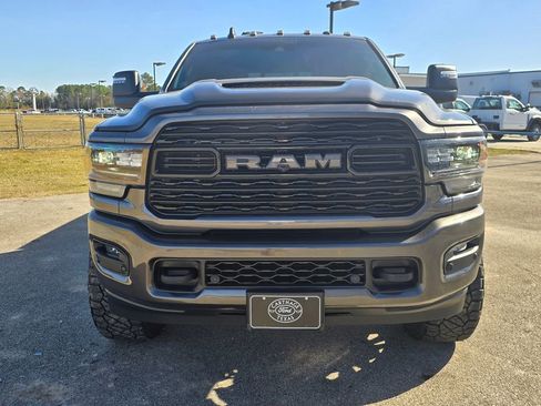 Used 2024 RAM 2500 Limited image 8
