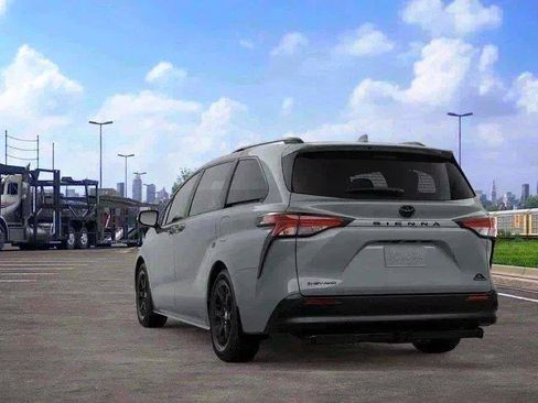 New 2026 Toyota Sienna XLE Woodland Edition AWD/4WD image 73