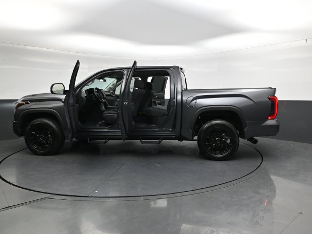 Used 2023 Toyota Tundra SR5 w/ SR5 Convenience Package AWD/4WD image 33