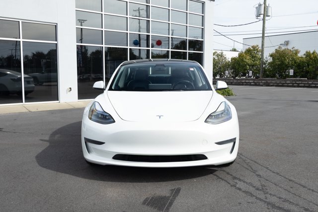 Used 2023 Tesla Model 3 Standard Range RWD image 2