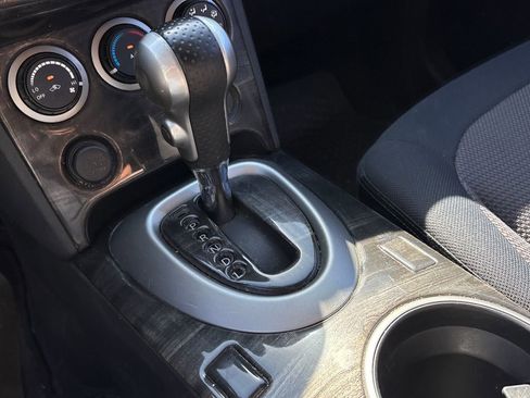 Used 2009 Nissan Rogue SL w/ Premium Pkg image 20