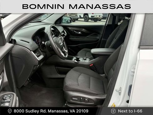 Used 2022 GMC Terrain SLE w/ Driver Convenience Package image 16