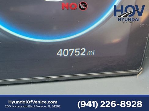 Certified 2024 Hyundai Tucson Limited FWD image 32