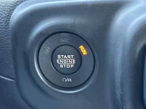 Used 2021 Jeep Wrangler Unlimited Rubicon image 23