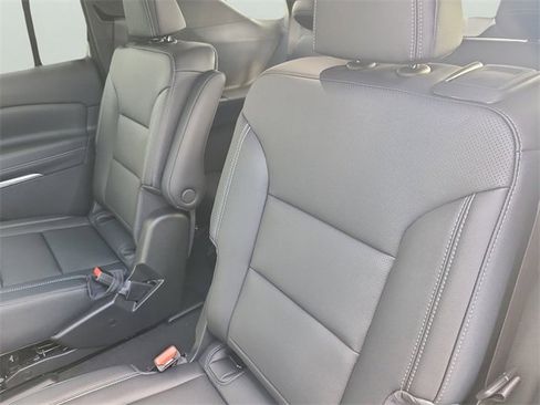 New 2026 Chevrolet Traverse LT w/ Driver Confidence Package image 11