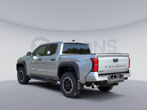 New 2026 Toyota Tacoma TRD Off-Road AWD/4WD image 2