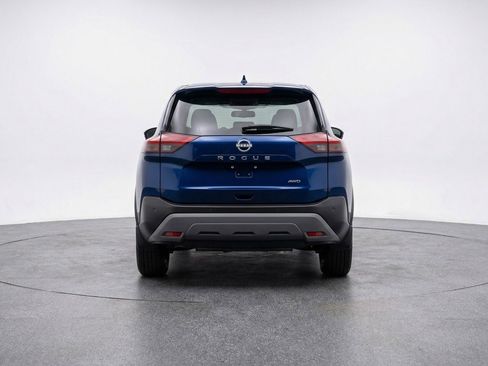 Used 2025 Nissan Rogue SV FWD image 7