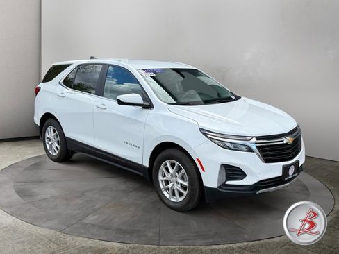 Used 2024 Chevrolet Equinox LT AWD/4WD image 1