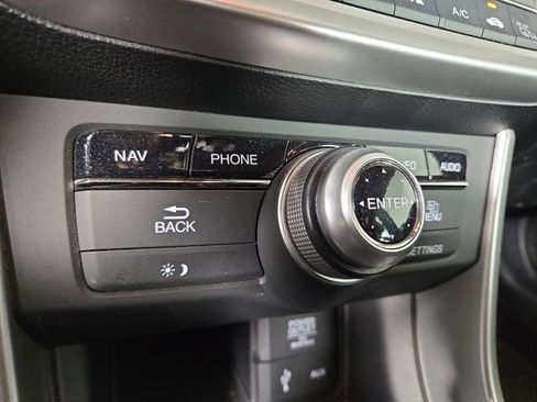 Used 2015 Honda Accord Touring image 26