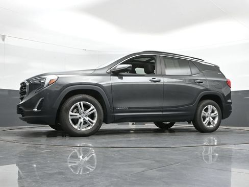 Used 2021 GMC Terrain SLE w/ Driver Convenience Package AWD/4WD image 40