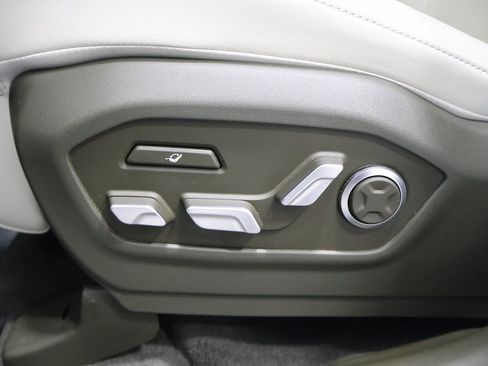 Used 2024 Hyundai Santa Fe Calligraphy image 14