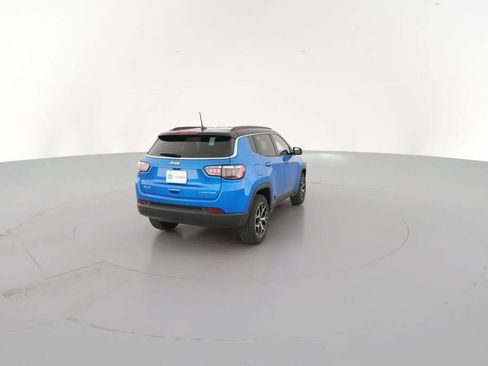 New 2026 Jeep Compass Limited image 11