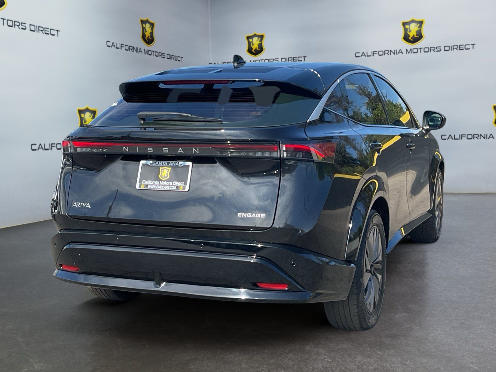 Used 2023 Nissan Ariya FWD image 5