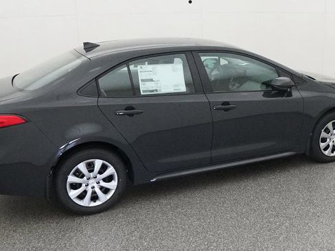New 2026 Toyota Corolla LE FWD image 18