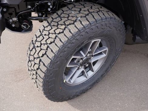 New 2026 Jeep Gladiator Mojave image 9