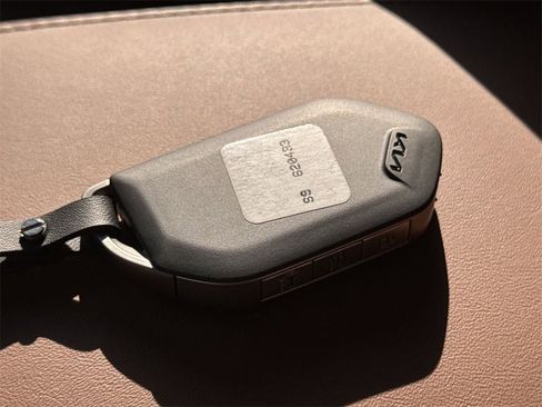 New 2025 Kia Telluride SX X-Line image 32