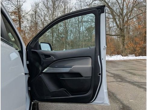 Used 2020 Chevrolet Colorado LT image 13