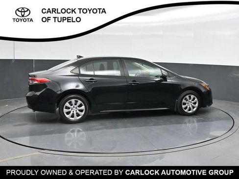 Used 2026 Toyota Corolla LE FWD image 4