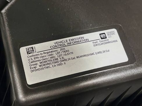 Used 2021 GMC Yukon SLE RWD image 33