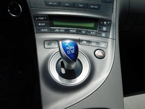Used 2011 Toyota Prius Two FWD image 12