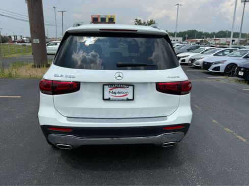 Used 2023 Mercedes-Benz GLB 250 4MATIC image 6