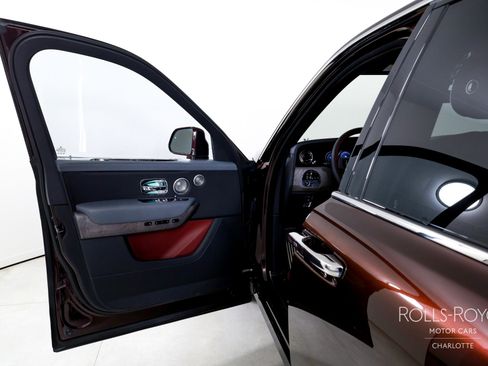 Certified 2025 Rolls-Royce Cullinan image 11