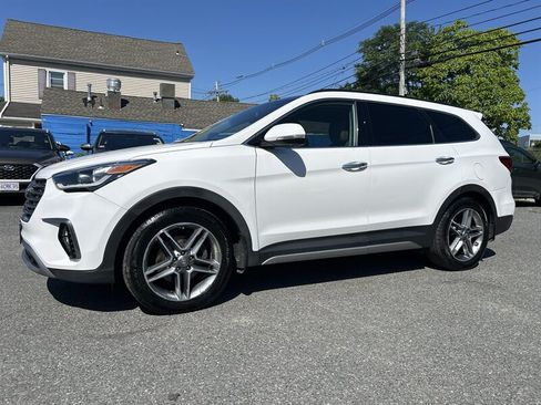 Used 2019 Hyundai Santa Fe XL AWD/4WD image 1