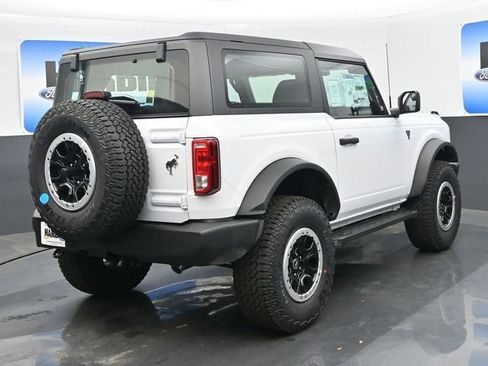 New 2026 Ford Bronco 2-Door w/ Sasquatch Package AWD/4WD image 5