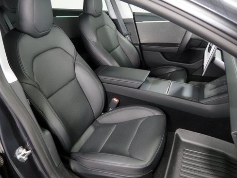 Used 2025 Tesla Model 3 Long Range RWD image 2