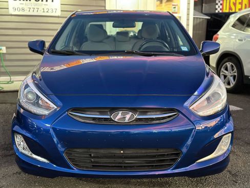 Used 2016 Hyundai Accent SE w/ Option Group 03 image 2