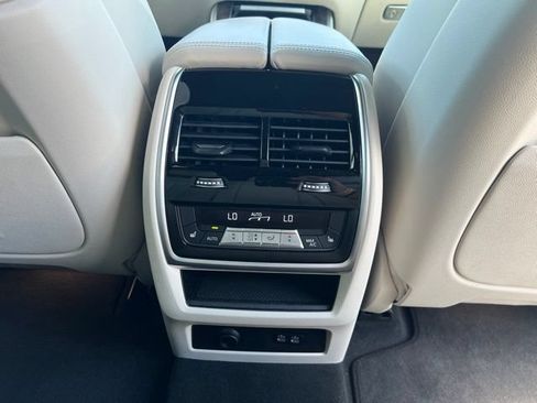 Used 2026 BMW X5 xDrive40i AWD/4WD image 18