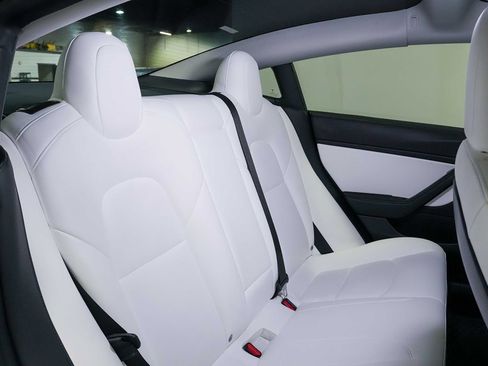 Used 2021 Tesla Model 3 Long Range AWD/4WD image 22