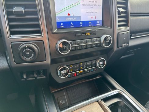 Used 2021 Ford Expedition Max Platinum image 23