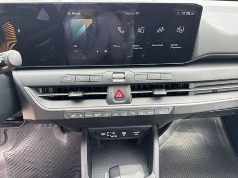 New 2026 Kia K4 FWD image 24
