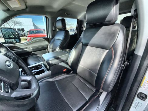 Used 2024 Ford F250 Lariat image 11
