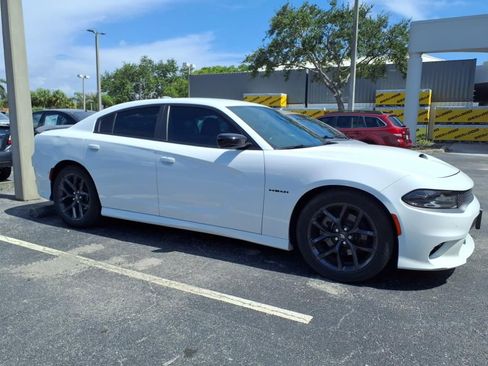 Used 2021 Dodge Charger R/T w/ Blacktop Package RWD image 13